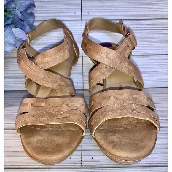 Naturalizers Dade Tan Whipstitch Platform Strappy Crisscross Sandal W/Side Velcr - Picture 3 of 9